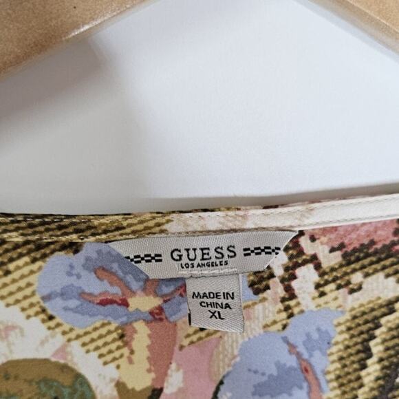 GUESS Women’s Size XL Floral Print Wrap Blouse Designer Fashion Chiffon - Picture 13 of 14